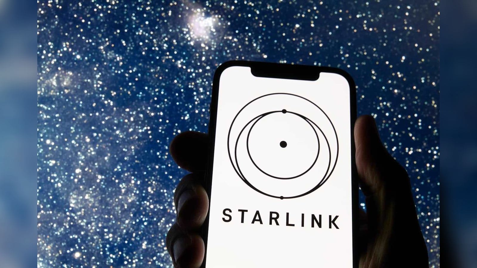 SpaceX Plans Starlink Mobile to Rival AT&T