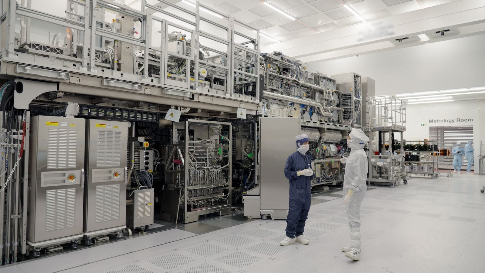 US Warns ASML: China May Have Top EUV Chip Tool