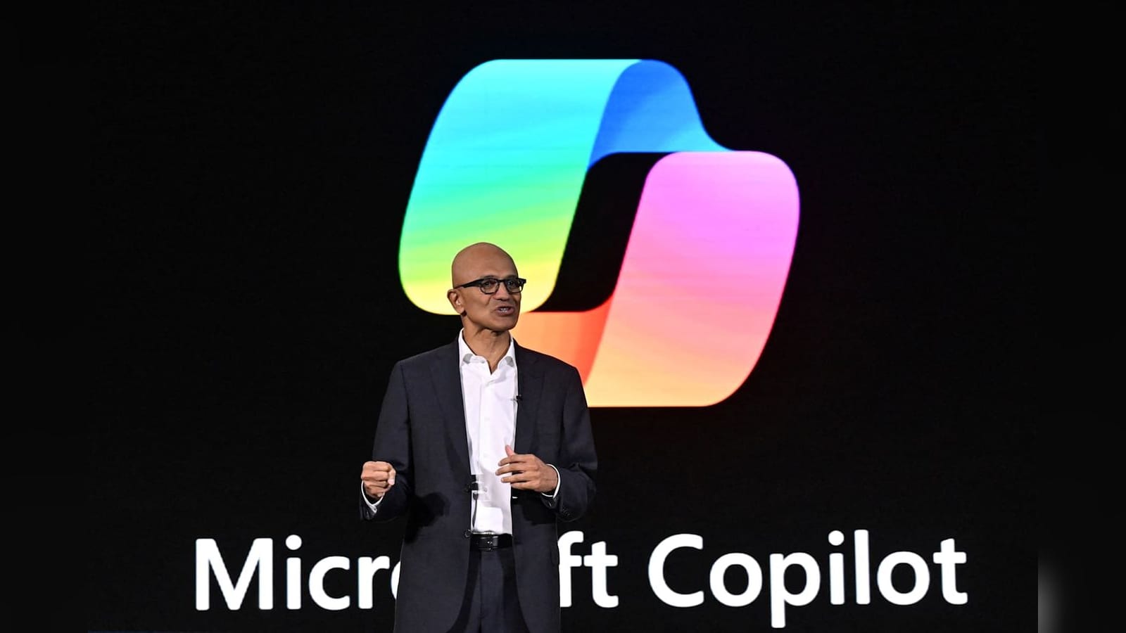 Microsoft Launches $2.5B AI Unit With 6,000 Staff